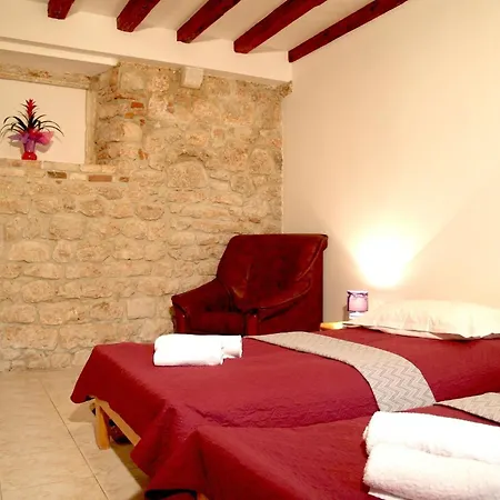 Fuer 14 Personen In Ugljan, Dalmatien Inseln Vor Zadar Holiday home
